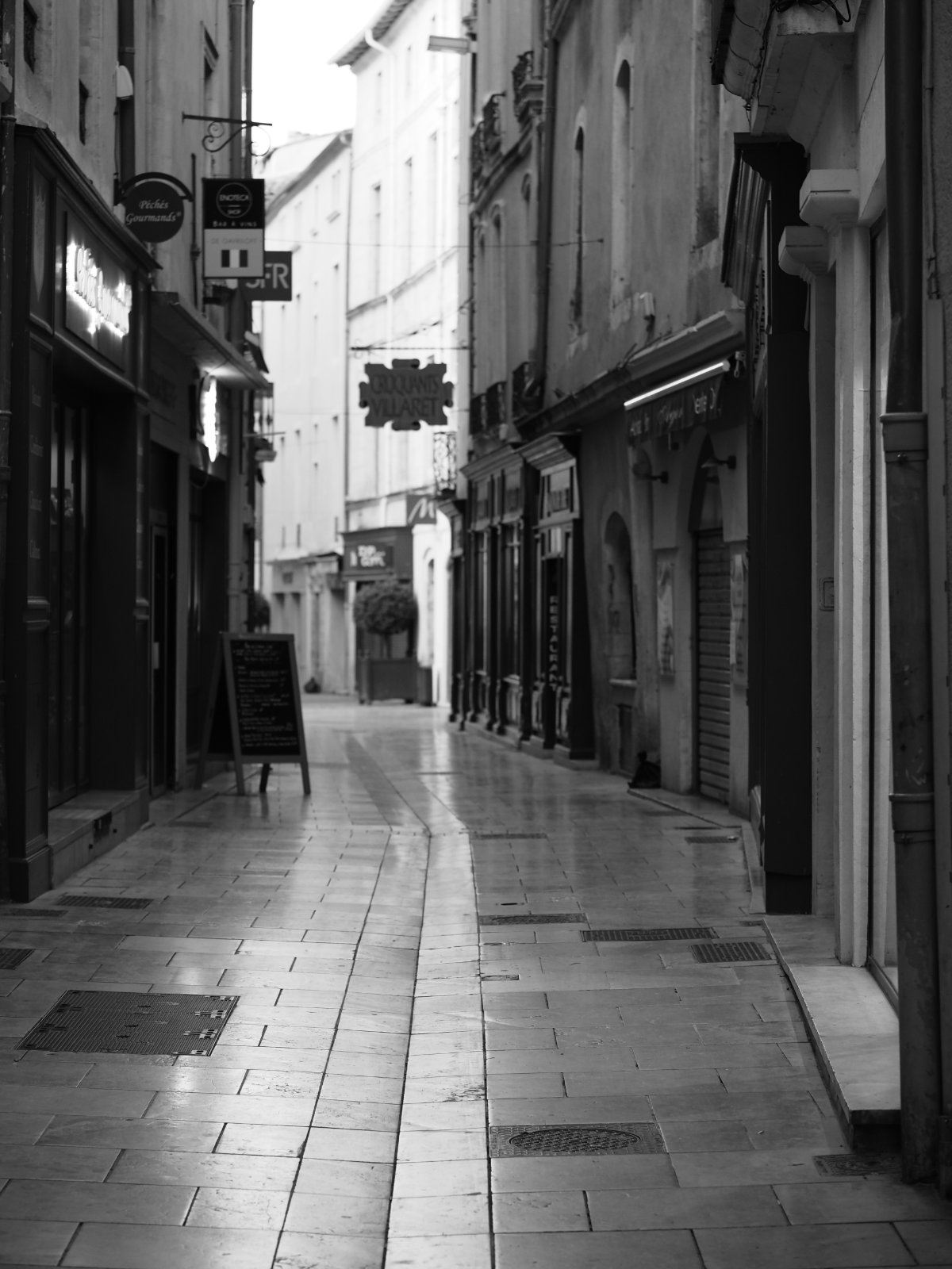 Nîmes